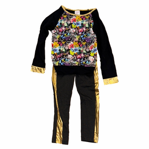 Black and Gold Outfit with Metallic Accents. Floral Comfy